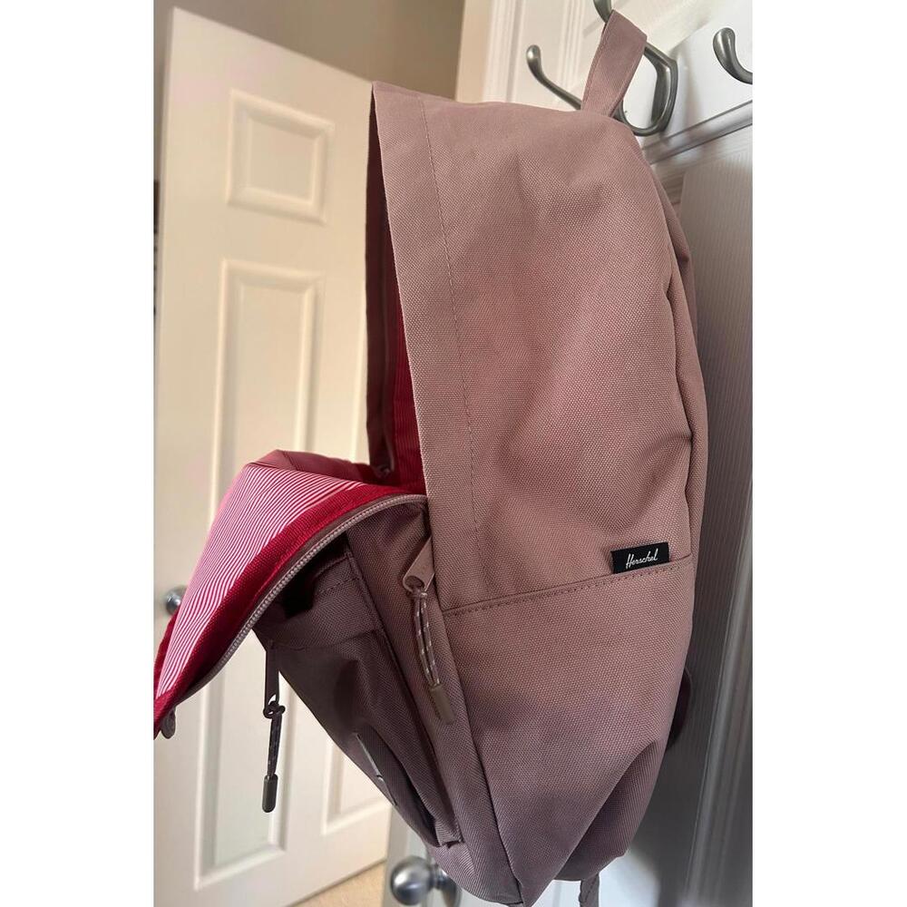 Herschel Supply Co. Classic XL Backpack in Ash Rose - Picture 7 of 9